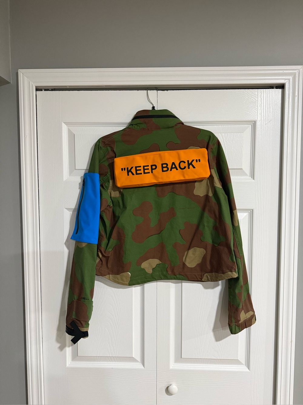 Women Camouflage Jacket with Orange 'Keep Back' Patch